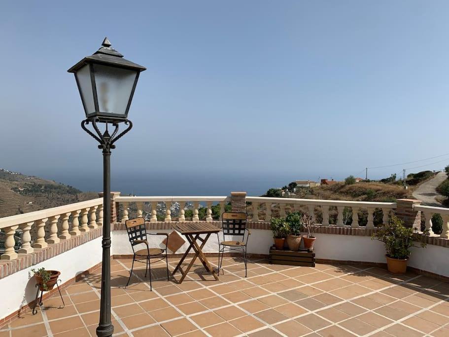 Villa Calabasas Almunecar Exterior photo