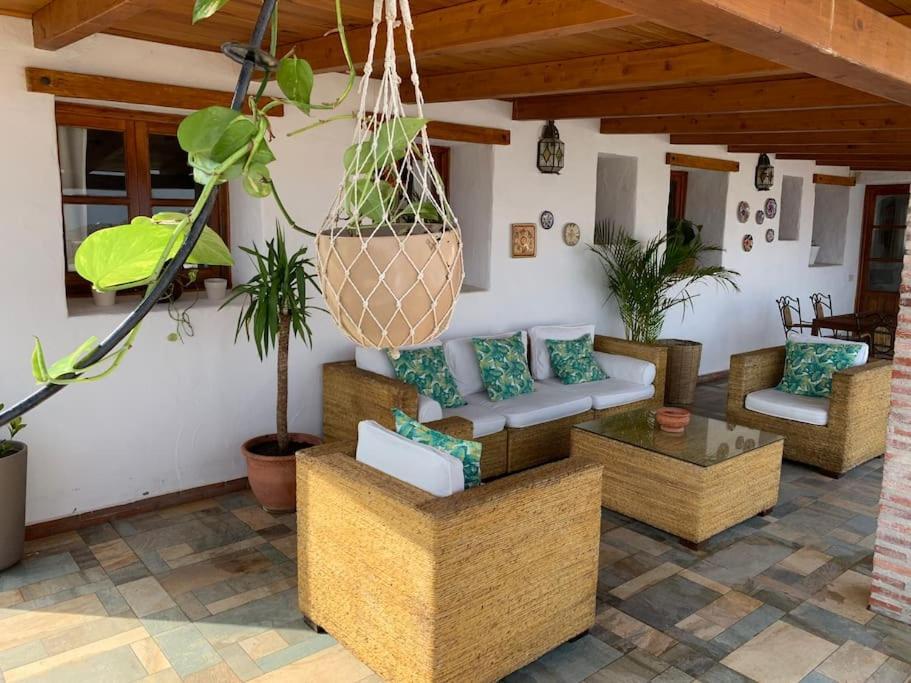 Villa Calabasas Almunecar Exterior photo